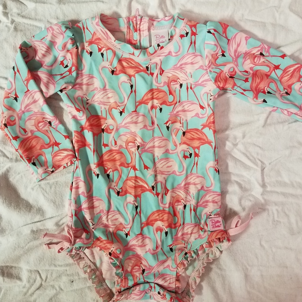 Rufflebutts Flamingo Rashguard